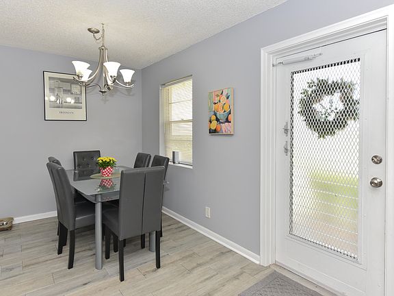 4th image of 314 CHATHAM P