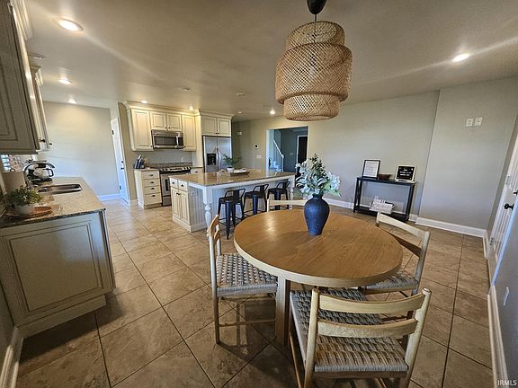 3rd image of 10788 State St #662