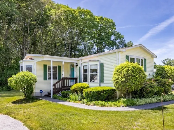 4 Birch St, Rockland, MA 02370