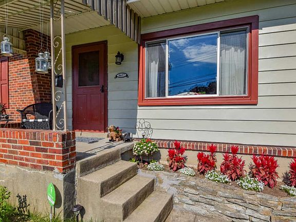 3rd image of 8657 Wicklow Ave