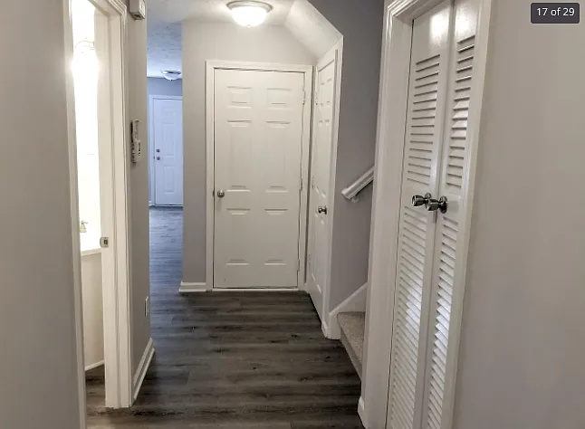 4233 Carson Ln — Photo 15