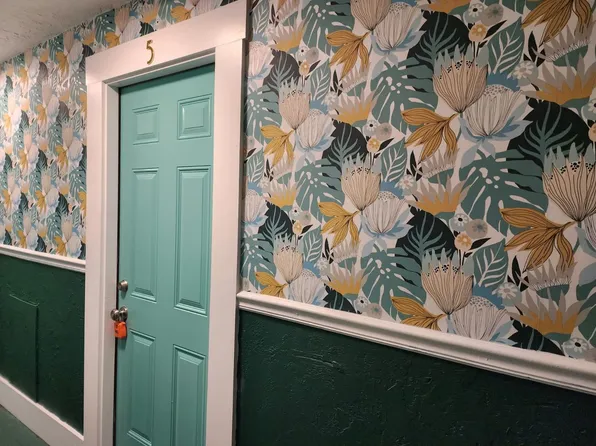 3000 Beach Blvd S APT 5A, Saint Petersburg, FL 33707