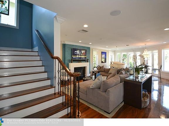 3rd image of 1117 Ponce De Leon Dr