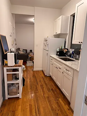 Rented by CitySites Real Estate Group | media 4