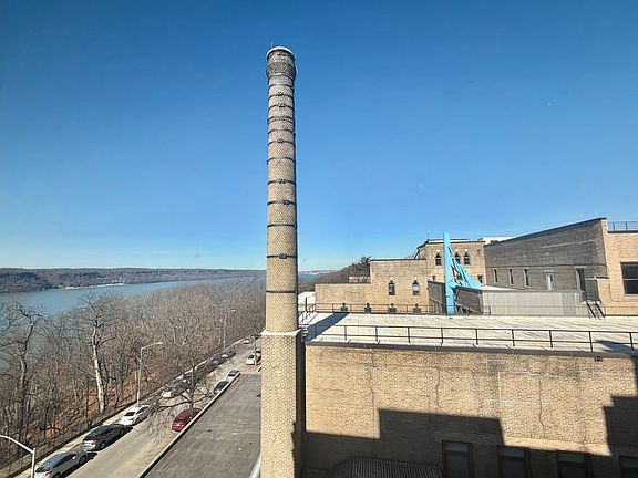 2nd image of 689 Fort Washington Ave APT 5I