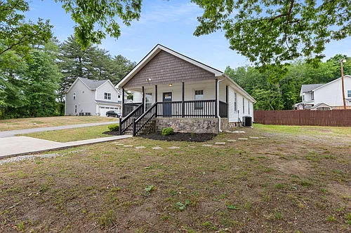 615 Old Rutherford Rd Photo 1