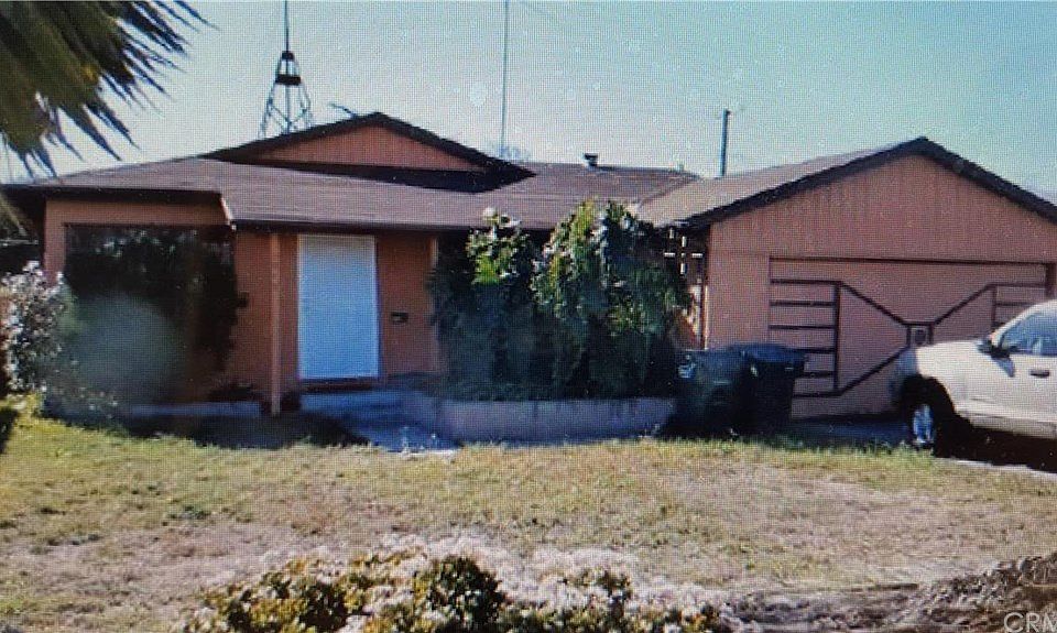 1st image of 1212 W 122nd St