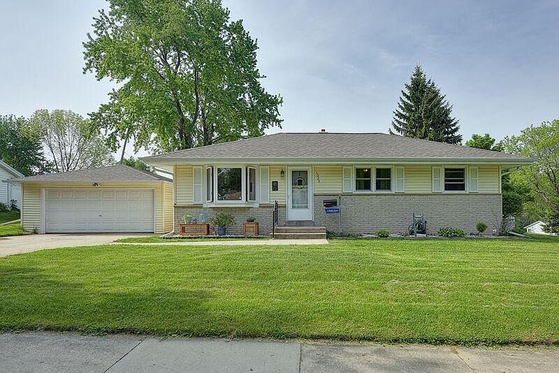 1st image of 1023 Grant Pl