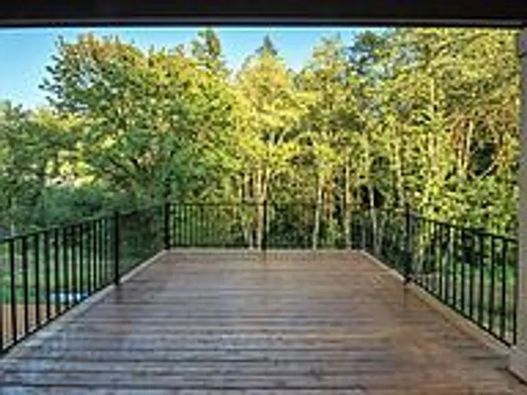 3208 NE Tillicum Cir — Photo 24