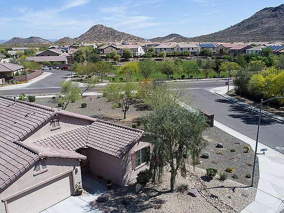 3rd image of 5424 W Quail Track Dr