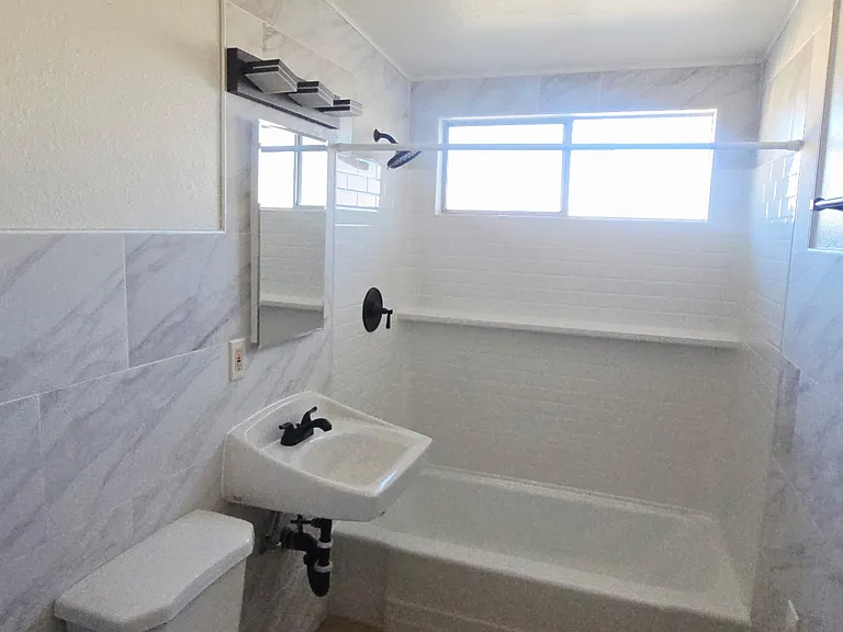 5350 Daisy Ave #1 — Photo 10