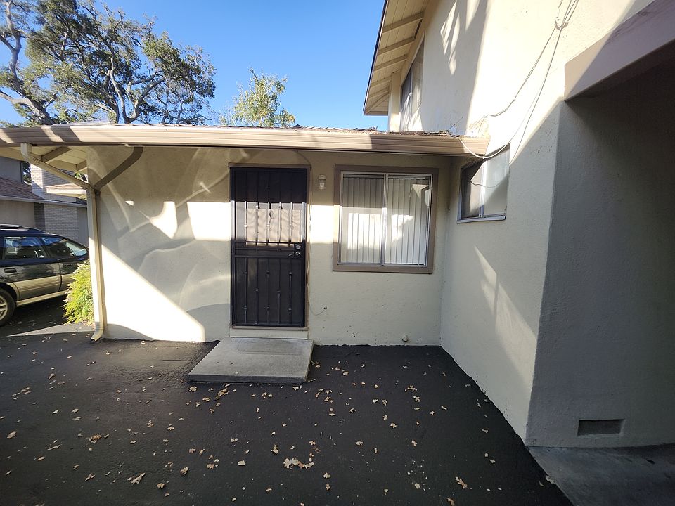 1st image of 144 Carlton Ave APT 7