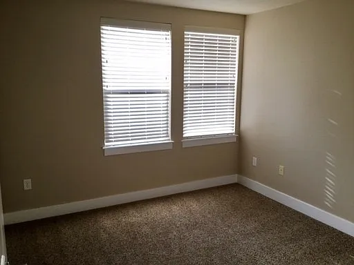 9862 W Rosecroft Ct — Photo 37