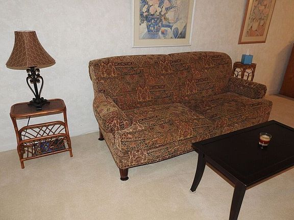 4th image of 677 Royal Palm Blvd