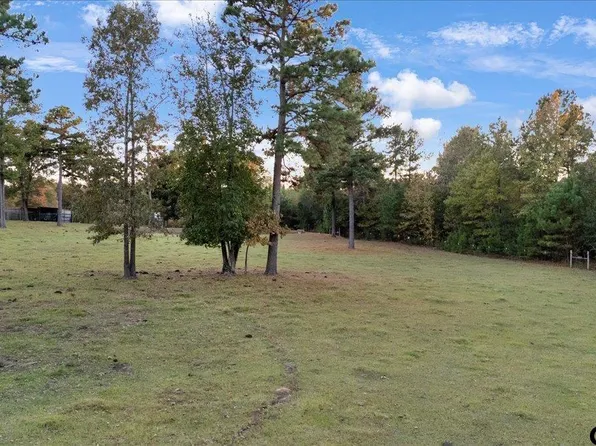 367 County Road 25, Tyler, TX 75705