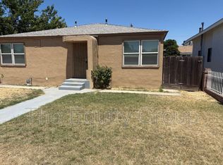 233 S I St, Exeter, CA 93221
