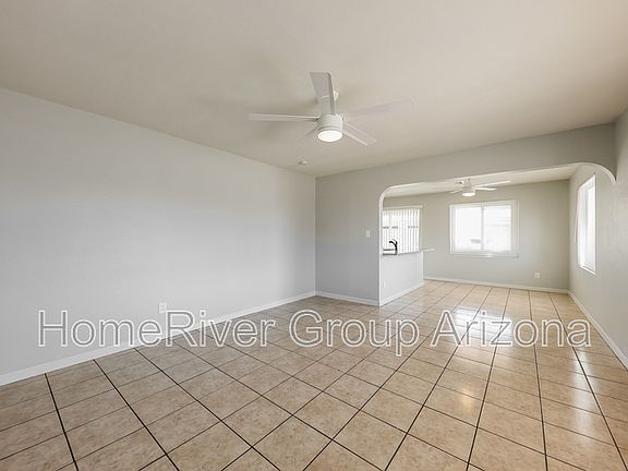 4th image of 2920 W Townley Ave