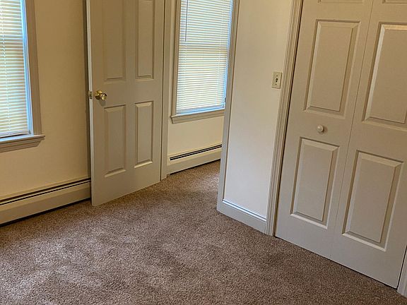 4th image of 31 Russell St #2E
