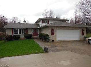 4491 Sleepy Hollow Rd, Medina, OH 44256