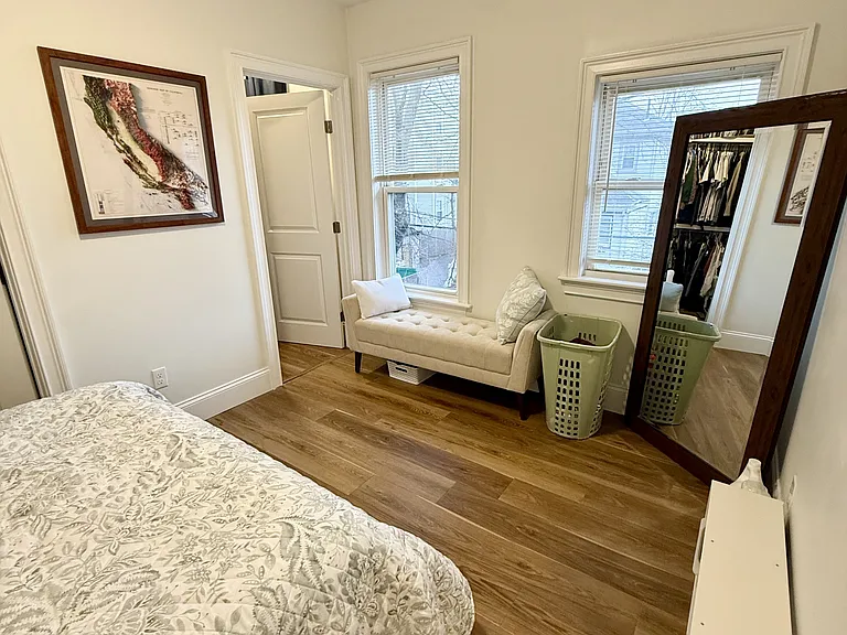143 E Cottage St #3A — Photo 6