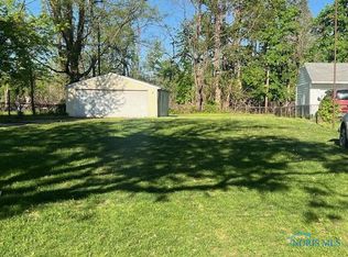 326 Independence Rd, Toledo, OH 43607
