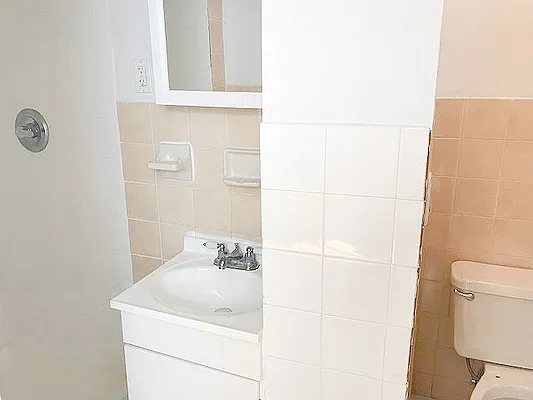 Rented by AJ Clarke | media 6