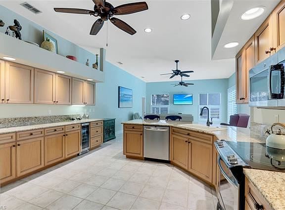 3rd image of 3501 Wild Indigo Ln
