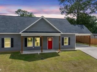 315 W Broad St, Iva, SC 29655