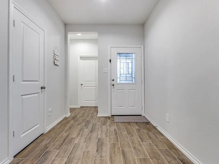 3315 Celestial Ln — Photo 3