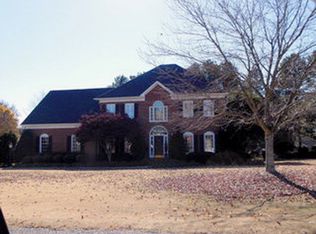 1633 Lakefield Cir, Gastonia, NC 28056