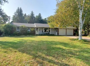 2210 Marlacoba Dr, Holland, MI 49424
