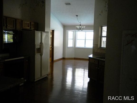 3rd image of 1612 N Marlborough Loop