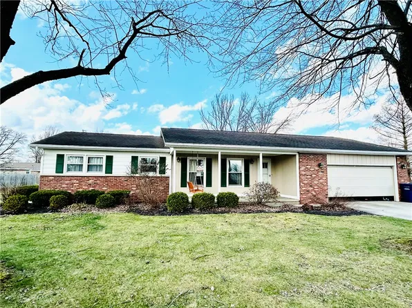 110 Linden St, Marshall, IL 62441