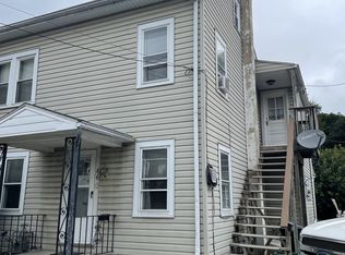 66 New Charlotte St #1/2, Manheim, PA 17545