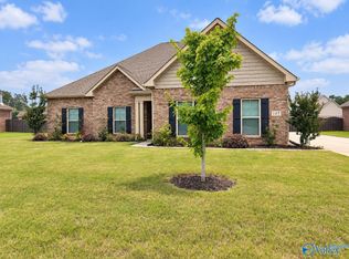 105 Twin Springs Dr, Harvest, AL 35749