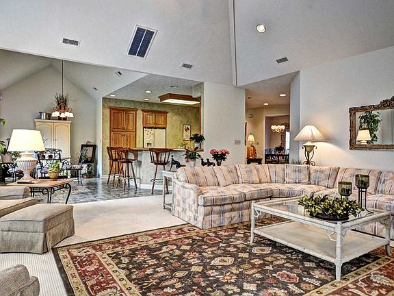 4th image of 1 Rivercrest Dr