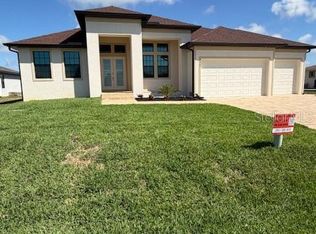 9364 Miami Cir, Port Charlotte, FL 33981