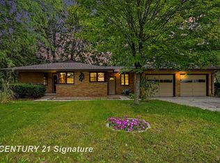 2520 Hemmeter Rd, Saginaw, MI 48603