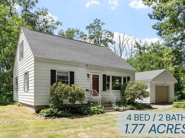 430 Williams Rd, Fitchburg, MA 01420