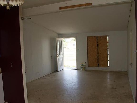 5th image of 2146 Birchcrest Blvd