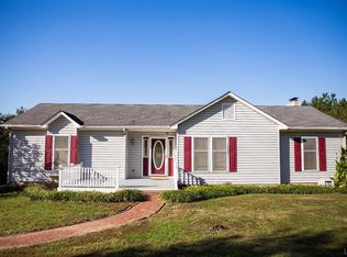 1383 Powell Ln, Bedford, VA 24523