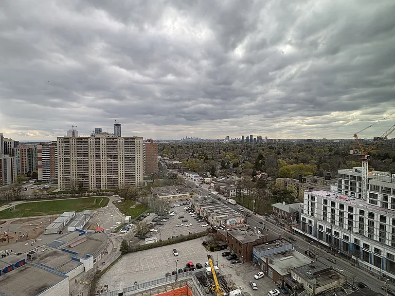 25 Cordova Ave #Penthouse 07 — Photo 13