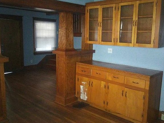 4th image of 3739 Agnes Ave