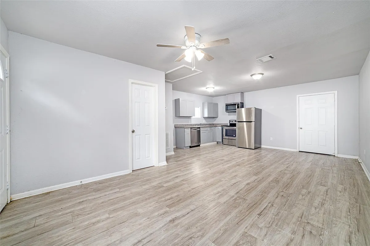 Building Photo - 1309 Jefferson St #C