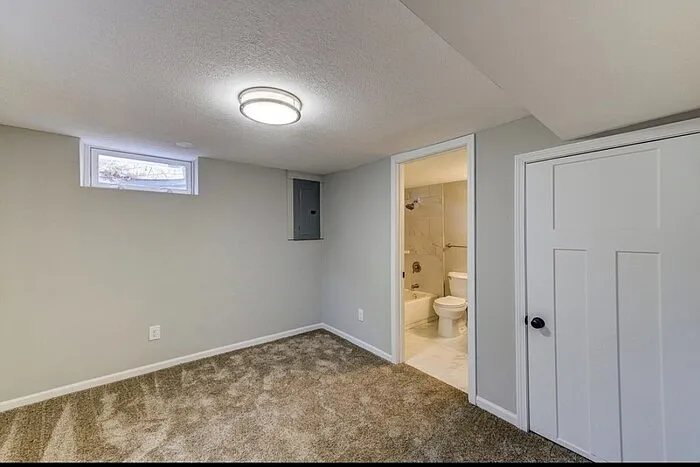 7209 Oliver Ave S — Photo 7