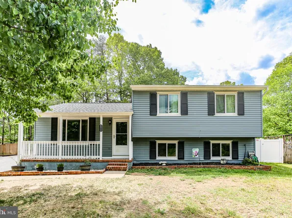 6032 Windsor Dr, Fredericksburg, VA 22407