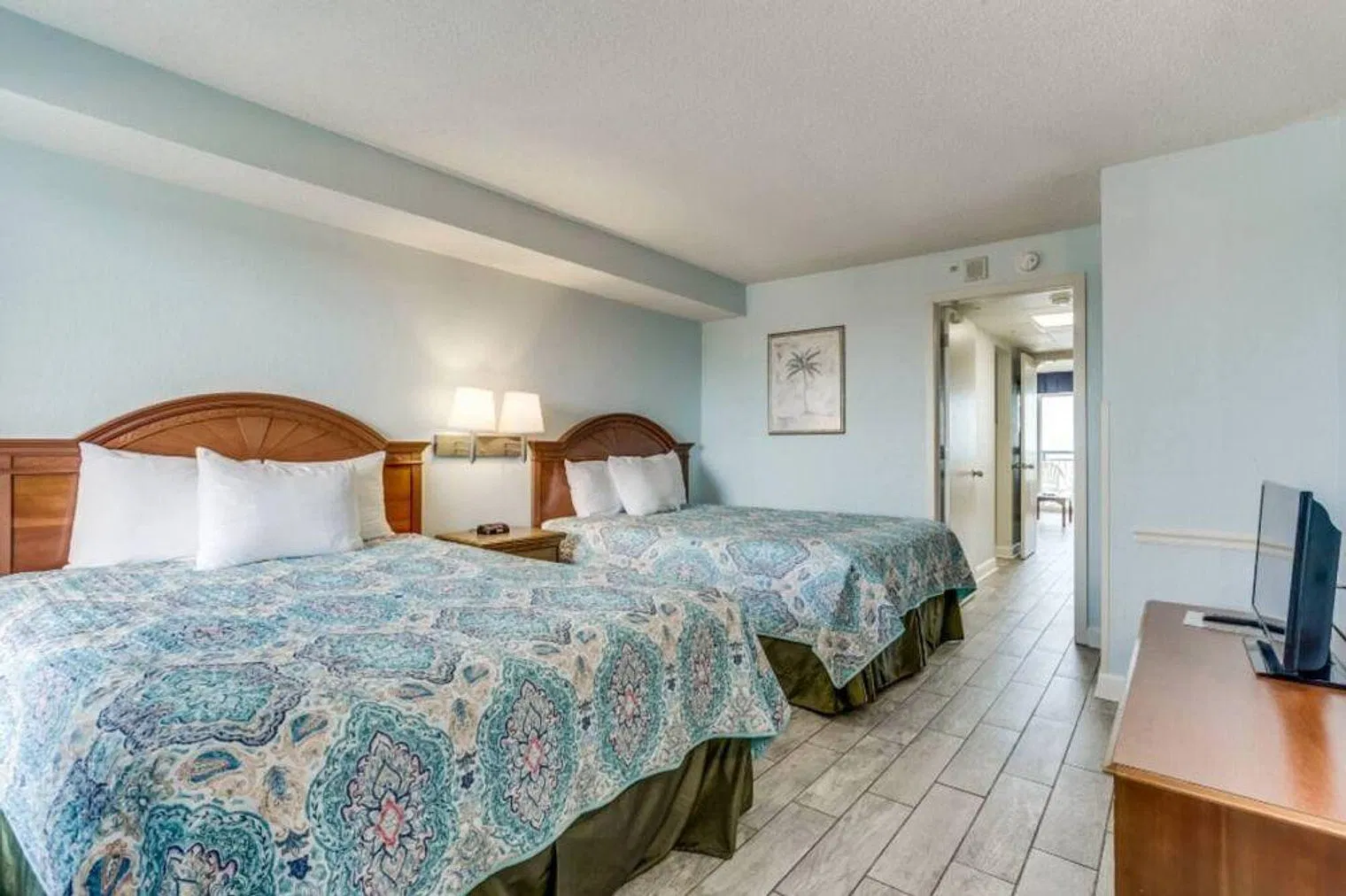 1 bed, 1.0 bath, 645 sqft, $2,498 — Photo 1