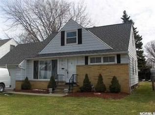 321 E 262nd St, Euclid, OH