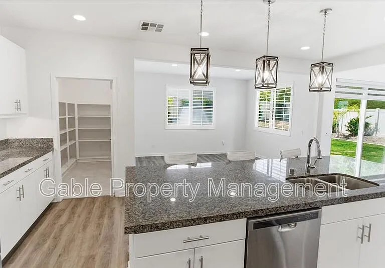 28817 Sedge Ln — Photo 7