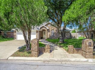 1806 S Petunia Ave, Weslaco, TX 78596